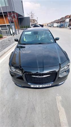 کرایسلەر 300